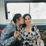 Türkan Şoray Instagram – Çok üzgünüm Metin Samdan’ı kaybetmişiz yeni öğrendim yurtdışındayım..
Yıllardır bana sonsuz sevgiyle bağlıydı,ne söylesem eksik kalır mekanın cennet olsun🙏Seni unutmayacağım sevgili Metin Şamdan..