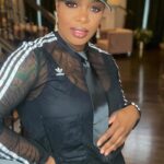 Ta'Rhonda Jones Instagram - Had a girls night with @ladiip_ & it was AMAZING!! I’m such a HUGE fan of music & believe it or not… I listen to more jazz than rap👀 I highly recommend @candlelight.concerts 10/10 ‼️last night most of Rihanna’s hits were played in classical rendition 🙌🏿🙌🏿 shit was 🔥🔥 if you’re reading this…….TRY THAT NEW THING! #Music #Chicago #chicagothingstodo #Rihanna #classicalmusic #Violin #Trynewthings