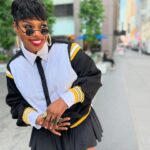 Ta'Rhonda Jones Instagram - BIG BOSS LIVING ….. call me BBL Drizzy 💪🏿 Hair: @oluchizelda Outfit: @shopakira This Kewchie: HIS 😎