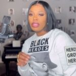 Ta'Rhonda Jones Instagram - “Black don’t crack cuz we moisturize from all those tears we shed” #Bar ✊🏿🔥 #Power Streaming ErrWhere Tag a beautiful person 🫶🏿 Shirt : @blackheroesclothing #Femalemc #Rapper #Chicago #Freestyle #Black #Blackiseverything #Mc #Hiphop #artist #Share #Comment