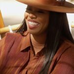 Ta'Rhonda Jones Instagram - 2 days away until our next episode of #TheNeverEverMets airs‼️‼️‼️ & this time it’s getting a lil freaky 🫣 or maybe not…… also intimacy isn’t just sex… it’s building/ trusting/ communicating & connecting! This week we had a cool activity for the couples!!! @owntv @ownkeepitreal #Tvhost #Host #Actress #Actor #Rapper #Chicago