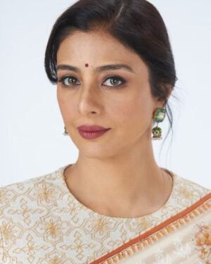 Tabu Instagram - 25 December 2019 
Look test #bhoolbhulaiyaa2 
@mehakoberoi