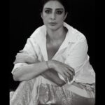 Tabu Instagram – Vishal Bhardwaj and I,along with Netflix welcome the entire cast and team to the secret world of #Khufiya