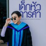 Tachakorn Boonlupyanun Instagram - ส่งช่อดอกไม้ยาดม @freshluck_official จากร้าน @morningglory_byfour ร่วมแสดงความยินดีกับดุษฎีบัณฑิตสาวมหาวิทยาลัยหอการค้าไทย ดร. ณฐอร นพเคราะห์ @toktak_a4 ผู้เชี่ยวชาญทางด้านการพยากรณ์และพญานาค