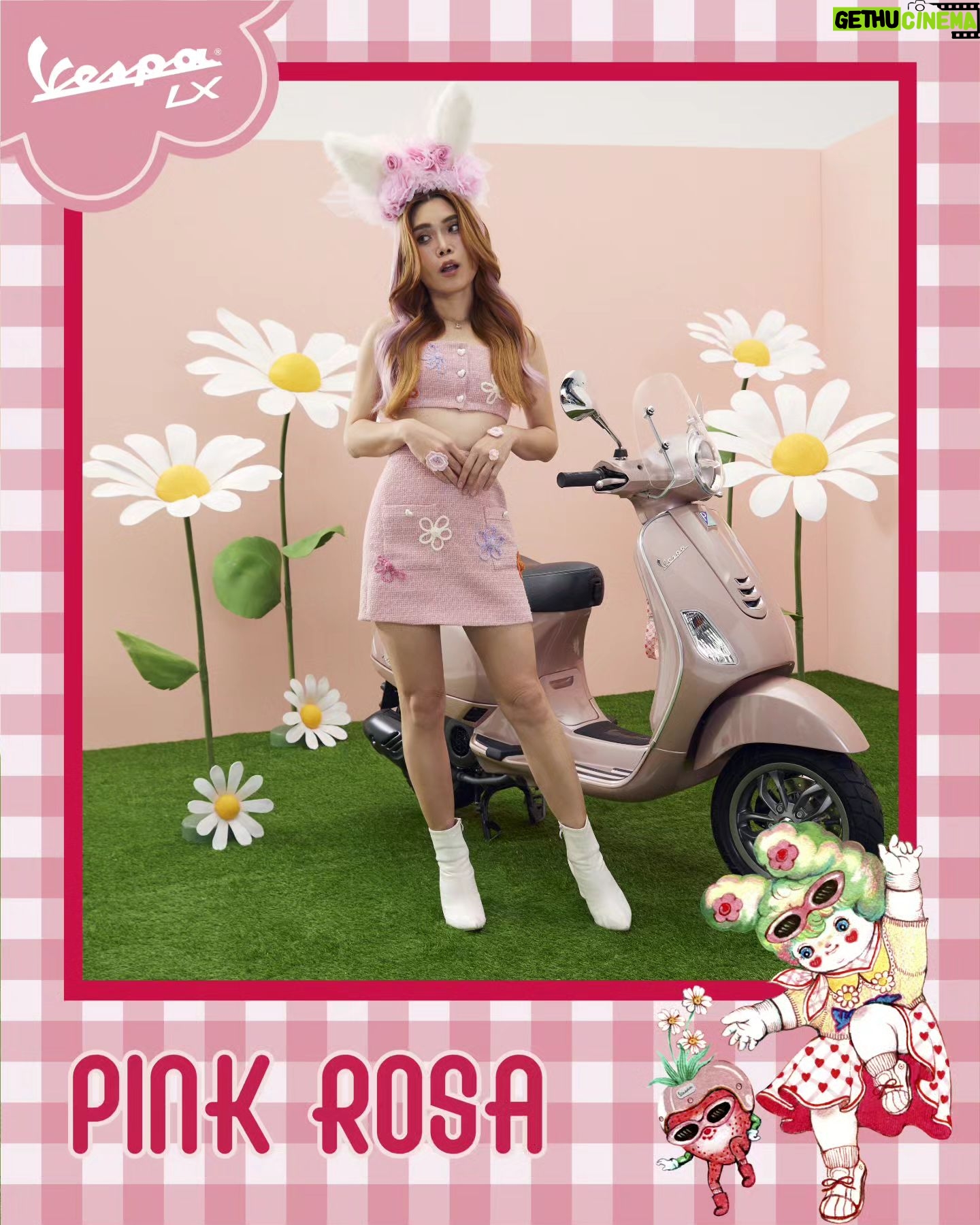 Tachakorn Boonlupyanun Instagram - คล่องตัวกว่าใคร เลื่อนไหลกว่าใครเพื่อน เป็นตัวเองได้อย่างเต็มที่ แค่ได้อยู่กับ VESPA PINK ROSA ก็น่ารักยังกับน้องกระต่าย Rainbow Sue พูดแล้วก็ไปปปปปปปปปปปป~ LIVE AN EXTRA ORDINARY LIFE WITH LX PINK ROSA 🥰 #VespistiTH #VivalavespaTH #VespaLXPinkRosa #VespaLX #VespaLX125 #VespaThailand