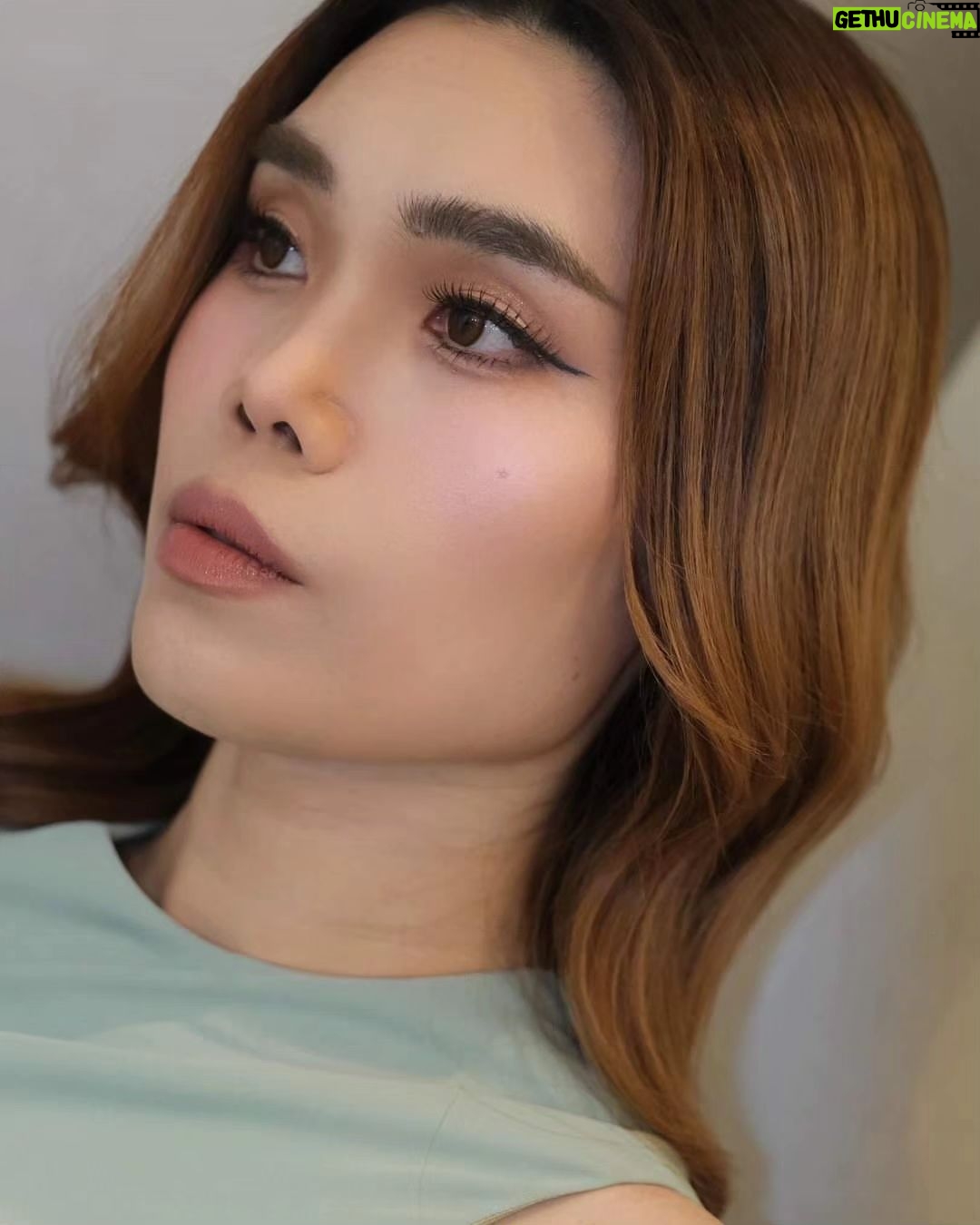 Tachakorn Boonlupyanun Instagram - สวยมาก .. จากใจคนสวยด้วยกัน 🤭 @asavagroup