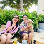 Tachakorn Boonlupyanun Instagram – อยากไปเที่ยว 👧👵🐶💦❤️