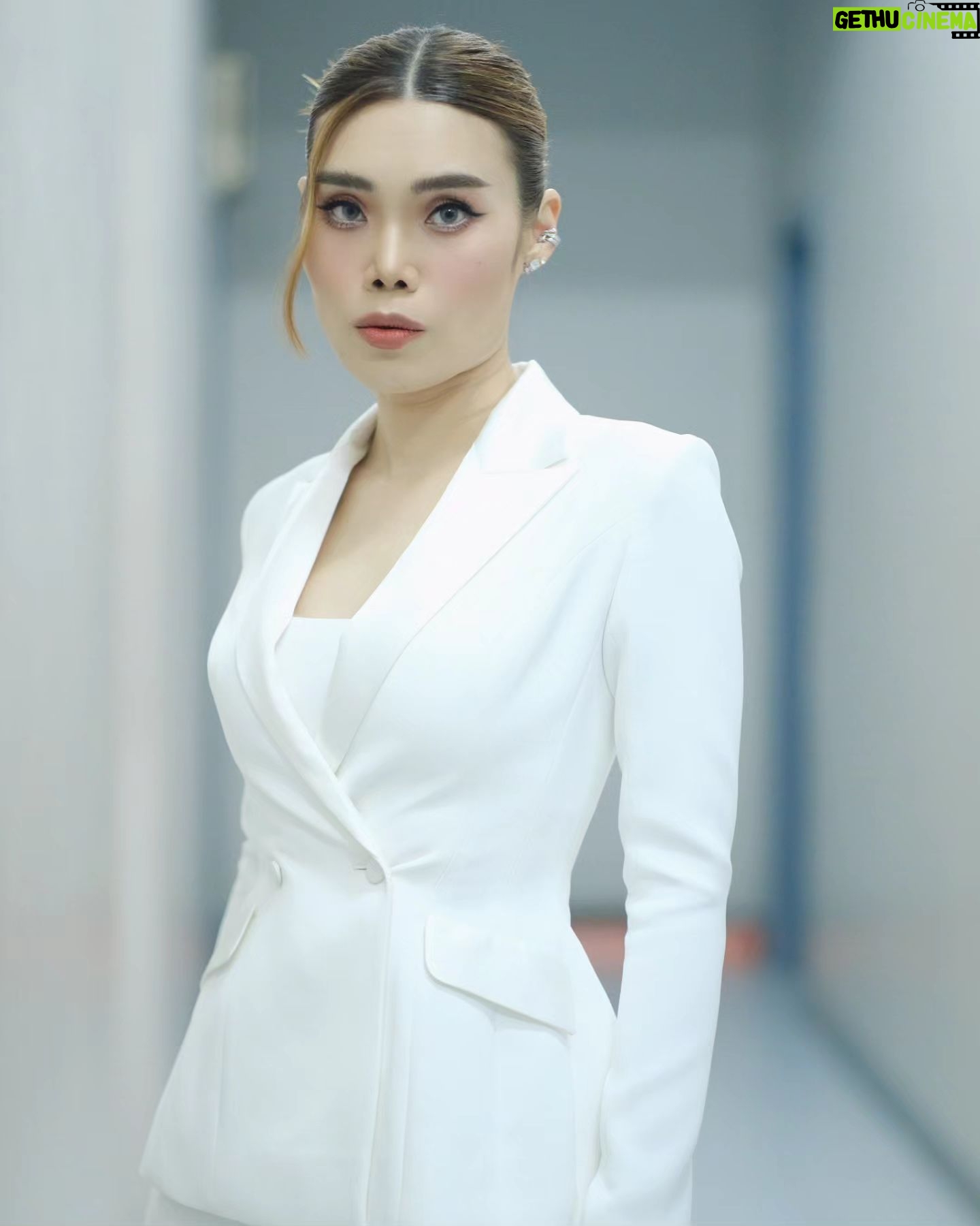 Tachakorn Boonlupyanun Instagram - ขึ้นยานแม่ ( @poem_official )ไปชมหนังสั้น #lykn_noworriesshortfilmday #GMMTV