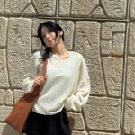 Taeyeon Instagram – #광고 #LVLowKeyHobo @LouisVuitton