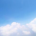 Taeyong Instagram – skies of thailand ☁️⛅️🌕
