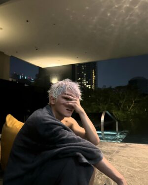 Taeyong Instagram - ᑦ(◕ ᴗ ◕⁎)ᐣꕤ*.ﾟ #Thailand #tyinthailand i’m gonna miss u thailand, Please wait, I will definitely do a tour in Thailand.🥹