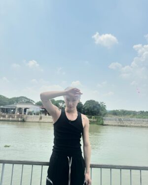 Taeyong Instagram - ᑦ(◕ ᴗ ◕⁎)ᐣꕤ*.ﾟ #Thailand #tyinthailand i’m gonna miss u thailand, Please wait, I will definitely do a tour in Thailand.🥹