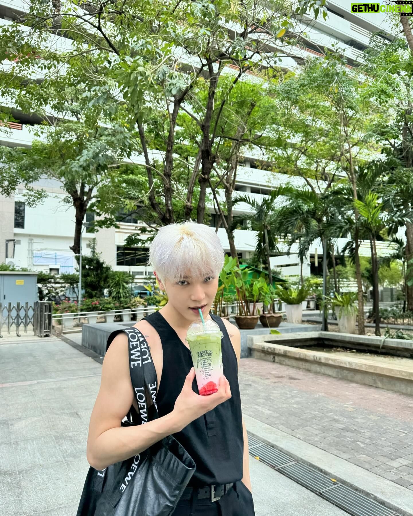 Taeyong Instagram - I love bangkok ėëŽėī ! ð