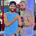 Taliss Instagram - أنا كانطريني والكوتش ديالي كايصحاح ا😂🏋🏼‍♂️ا #كوتش_شعيب
