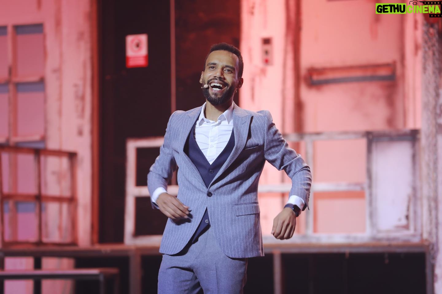 Taliss Instagram - HUMOURAJI SUMMER TOUR🏝 الحمد لله العرض الأول فكازا من الجولة الصيفية ديال إيموغاجي داز واعر مع جمهور أوعر🔥شكرًا جمهور كازا وشكرًا لمغاربة العالم، الجالية المغربية اللي نورات السپيكطاكل❤️ا NEXT/ CASA LE 29 JUILLET✅ @humourajiofficiel @artendance1 📸 @nabs_foreal