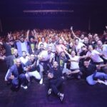 Taliss Instagram - HUMOURAJI SUMMER TOUR🏝 الحمد لله العرض الأول فكازا من الجولة الصيفية ديال إيموغاجي داز واعر مع جمهور أوعر🔥شكرًا جمهور كازا وشكرًا لمغاربة العالم، الجالية المغربية اللي نورات السپيكطاكل❤️ا NEXT/ CASA LE 29 JUILLET✅ @humourajiofficiel @artendance1 📸 @nabs_foreal