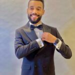 Taliss Instagram - هاد الأيام كثر الزواج المهم أنا موجود للعراضة🤵🏽‍♂️😉ا