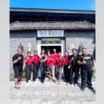 Tamara Bleszynski Instagram – Hari ini kami merayakan Hari Ulang Tahun TEH MANIS dengan makan bersama. 

Usaha kami belum besar dan team kami juga tidak lah banyak, tapi Kami punya Rasa Syukur yg luar biasa atas Kekeluargaan ini. 

Terima kasih tak terhingga. 

Matur Suksma 🙏

♥️,

Keluarga TEH MANIS 🤗