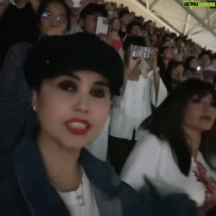 Tamara Bleszynski Instagram - Video pertama adalah tahun 2017 dan vid/photo2 berikutnya adalah tahun 2024. YESSSS….tahun bisa berganti, tapi our love remains…immaculate! Love youuuu @cindyclaudiaofficial & @maminamita_mm Sisters FOREVER, Tamara, Cindy & Mita Harahap 🤗 🎶 by @taylorswift #theerastourtaylorswift