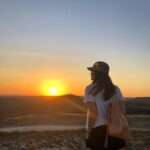 Tamara Bleszynski Instagram – Selamat Pagi, Rezeki bukan hanya uang, tetapi juga umur yang berkat, nikmat kesehatan, kebaikan, kedamaian dan dikelilingi oleh org2 yang kita cintai dan mencintai kita apa adanya. 💛

Salam Subuh & Semangat pagi 🌼

TBlz