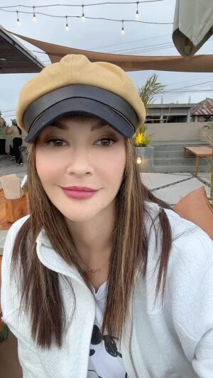 Tamara Bleszynski Instagram - Ngabuburit ka Kintamani, tiris-tiris kumaha gituhhh. 

Belum sempat ngedit, karena lelah pisan…nyetir bolbak. But…Fun dan rekomended banget 👍

Pamit bobo heula nya… isuk2 abdi upload lagi 🤗

Gud nait 💖,

TBlz