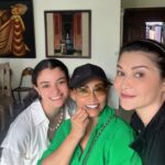 Tamara Bleszynski Instagram – Thank you for today Mba @ratihoorbeek sayang & Nabila sdh mampir ke @tehmanisbali 🙏♥️

Dan 

Sesuai janjiku hari Ini utk membantu promosikan 10 usaha teman2. Silahkan liat IG storyku bagus2 produknya 🥰 Ayo teman2 silahkan diorder 🤗

@andi.ferial 
@dwitakitchenbali
@snapclean_badung 
@mocheese.naan
@wahdaa17
@halimah_ny_ridwan
@kaos.mbo.jogja
@hayundaibali_ya 
@desainno_interior 
@ratno_pirlo