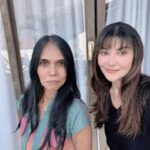 Tamara Bleszynski Instagram – Terima kasih Kak @chrissysiahaan dan Olivia sdh mampir ke Teh Manis.

Dan…

Terima kasih jg teman2 yg sdh mampir hari ini ke @tehmanisbali 🤗

Sehat dan bahagia selalu yah ♥️