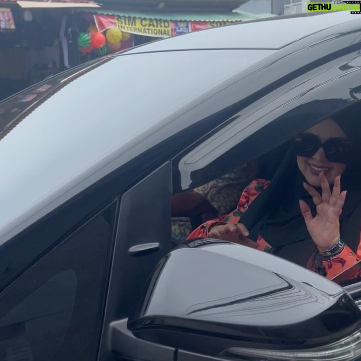 Tamara Bleszynski Instagram - Hari ini aku sangat gembira, terima kasih telah diberi kepercayaan utk merayakan moment special Birthday sis @sashaabee dan teman2 sayang 💖 Senang sekali semua Happy dengan Masakan dari Teh Manis @tehmanisbali Semoga menjadi Berkah untuk Kita semua. Wassalam, Tamara Bleszynski TEH MANIS 🏡TEH MANIS Jl Batu Mejan T7 Echo Beach Canggu Bali Indonesia 🇮🇩 📞 081246409786 #birthdaycelebration #tehmanisbali