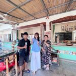 Tamara Bleszynski Instagram - Alhamdullilah banyak yg Sayang. Terima kasih yah sdh mampir hari ini ke TEH MANIS @tehmanisbali 🙏 Dan Terima kasih jg atas Doa dan semangatnya dari teman2 sayang. Putusan hari ini diundur, InsyaAllah berkah Nantinya. ♥️♥️♥️