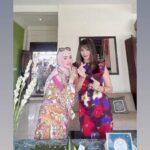 Tamara Bleszynski Instagram – Happy Birthday my Capricorn sister @sashaabee 🎂🎉🥳 Semoga Panjang umur, Sehat selalu, Banyak Rejeki…dan Happy terus yahhh.

Terima kasih juga sudah merayakan Hari spesialnya di Teh Manis @tehmanisbali ♥️

#birthday #tehmanisbali