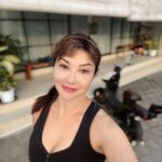 Tamara Bleszynski Instagram – Me, My Bike and Sunshine☀️ 

Selamat pagi, jangan lupa Olahraga yah 💛