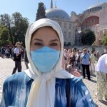 Tamara Bleszynski Instagram - Semoga suatu saat nanti dengan kerja kerasku dan dari penghasilanku walau tdk Seberapa, aku bisa mengumpulkan rejeki agar bisa membiayai keluarga dan sahabatku utk Umroh. Itu Doaku juga. Semoga terkabulkan. Met malam/pagi jiwa2 yg indah 💕 Vid: Saat dulu di Türkiye