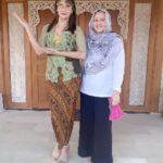 Tamara Bleszynski Instagram – Terima Kasih banyak Bapak Fahmi & Ibu Dina sudah memesan Catering dari TEH MANIS @tehmanisbali 

Selamat menikmati 🙏💚

#masakanindonesia #catering #nasitumpeng #tehmanisbali