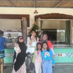 Tamara Bleszynski Instagram - Matur nuwun Mba Ratih sayang @ratihoorbeek dan semua teman2 yg sudah mampir hari ini ke Teh Manis @tehmanisbali 🌸 Happy Holidays yahh 💞💞
