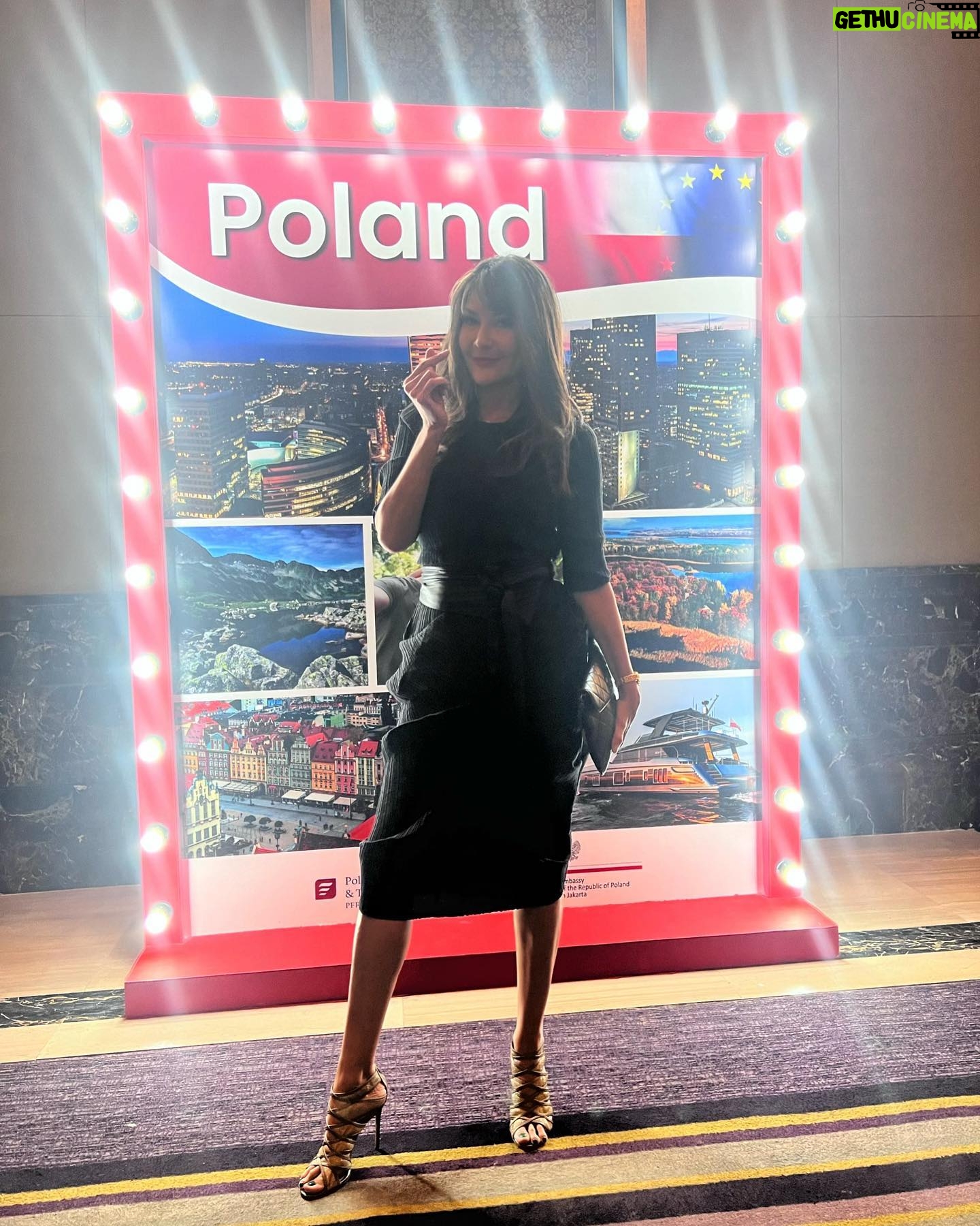 Tamara Bleszynski Instagram - On the occasion of the National Independence Day of the Republic of Poland 🇵🇱