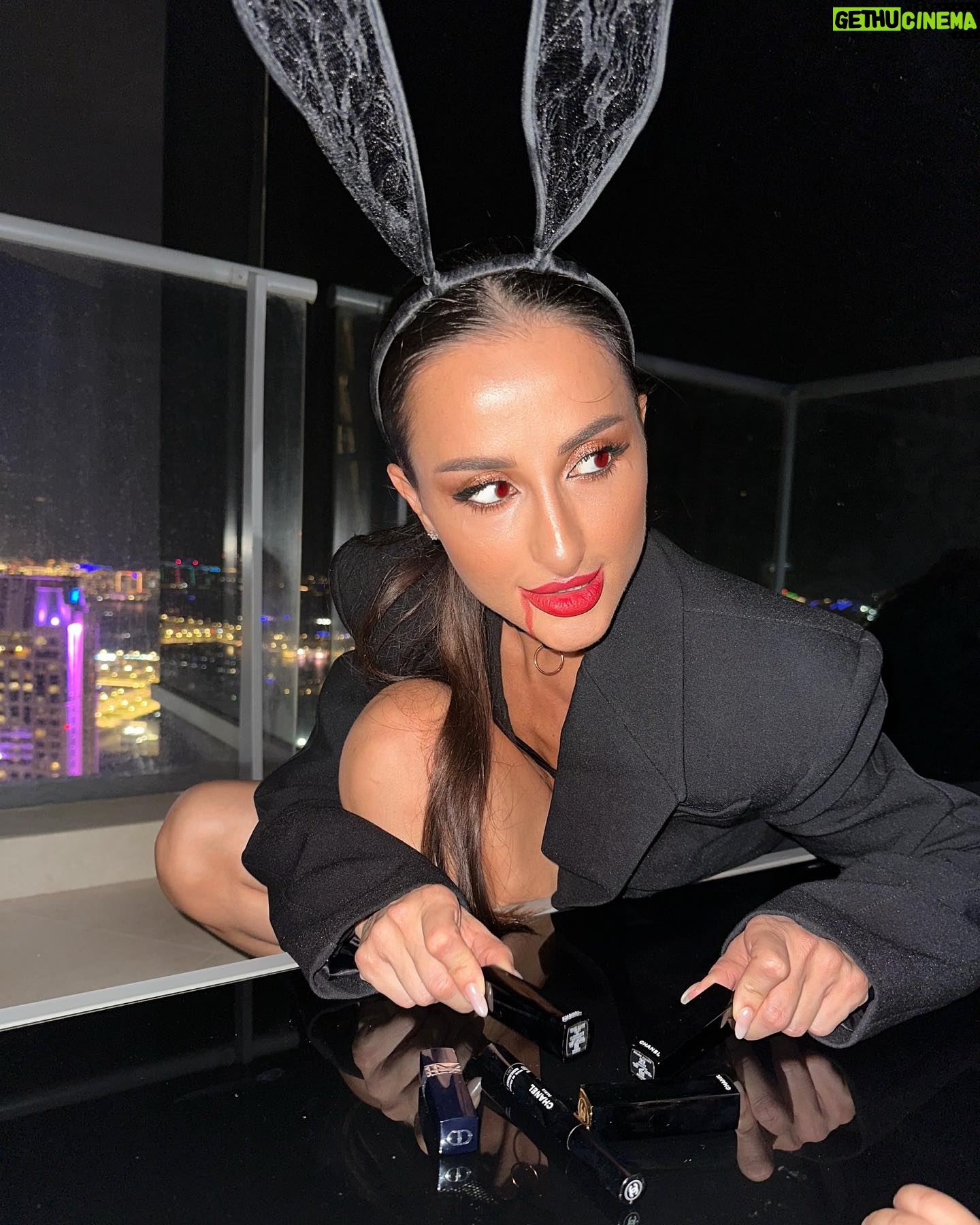 Tamara Turava - 22.8K Likes - Time to play 🎮👠🧨❤️🔥🌹🐇Helloween