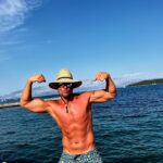Tamer Hagras Instagram – Happy eid 😁 not flexing 😄عيد سعيد 😁انا كده مش شادد 😆😍 الحمدلله #هجرس_تراڤلز #hagrastravels