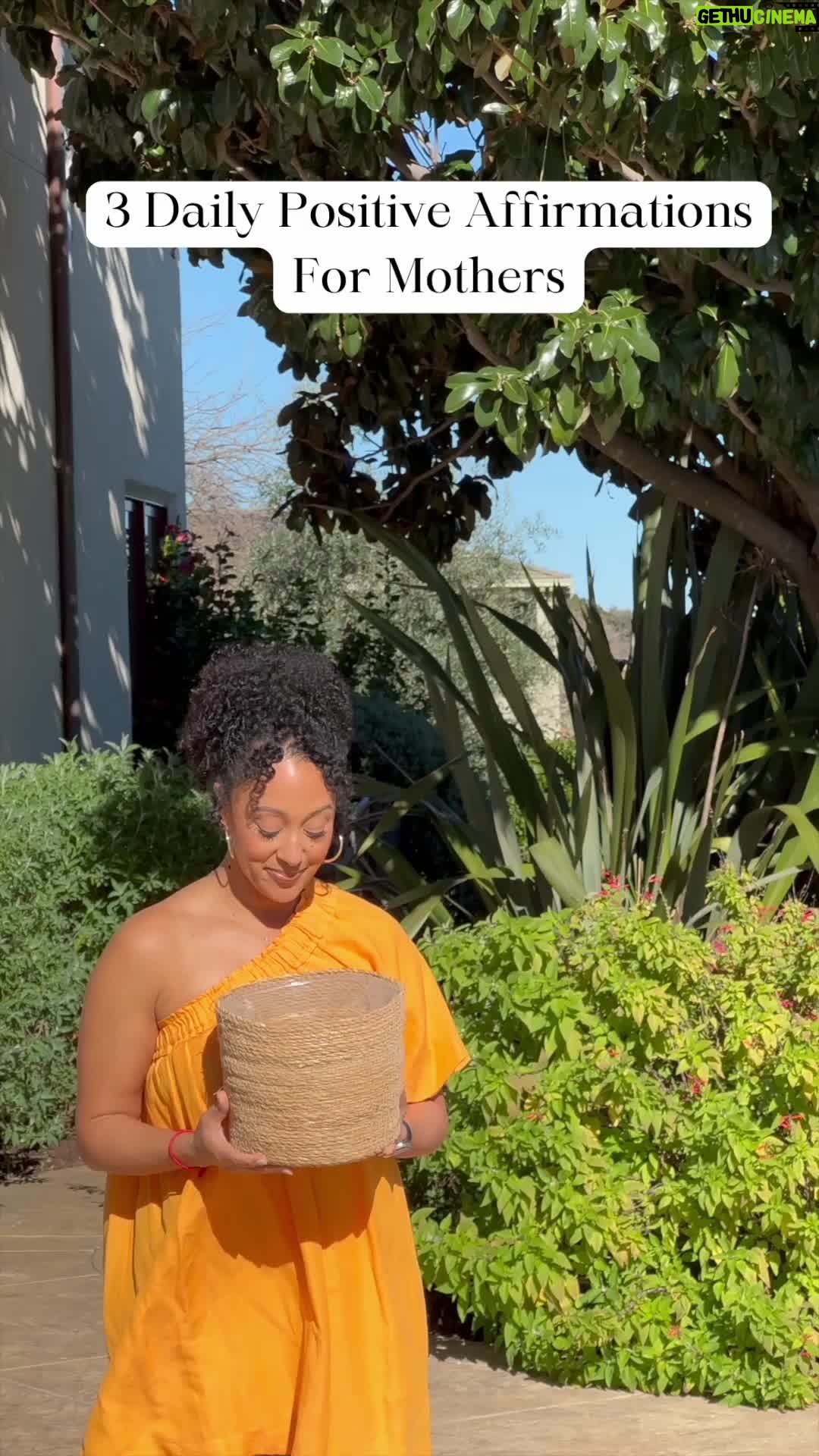 Tamera Mowry-Housley Instagram - I always start off the day with some positive affirmations, because let's be real, this mom life ain't easy! ππ½β¨ It's these little reminders that help me be the best mom I can be for my family. π The better we show up for ourselves, the better we show up for our family. What are some affirmations or self-care practices that help yβall?ππ½ #mom #momlife #mommylife #mommemes #parentlife #parent #parentmeme #tamera #tiaandtamera #tameramowry #funny #inspirational #positiveaffirmations #selfcare