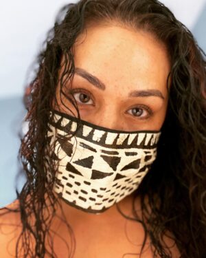 Tamina Instagram - Headed to work in my New Fijian Tapa Cloth face mask that my Mom hand stitched for me🤗😘🤟🏽🌺 She made it out of my Popz old material scraps when she use to make his wrestling gear back in the day and then added the Fijian tapa cloth print to make it different and original🖤
Thanks Shaloonggaa! Love you Mom and all my island treats too😁🤤😋 #DeliveredJustInTime #IslandStyleMask #MomsAreGreat