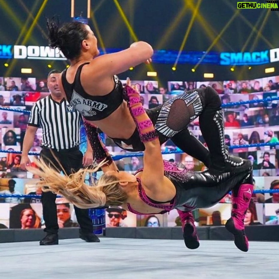 Tamina - 14K Likes - 😏.... #SmackDown @wweonfox