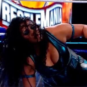 Tamina Instagram - “I’m King Kong bitch”, famous words uttered by @niajaxwwe during our match at #WrestleMania Well you may be bigger and questionably stronger than me Sis, but I possess a resiliency the likes of which you’ve never seen before, the unmatched ferocity of a primordial beast, and last but not least, THE SAVAGERY OF A GOD........ZILLA. B🤬TCH 👊🏽👊🏽🔥👊🏽👊🏽
.
.
.
 #Godzilla #Kong #GodzillaVsKong #WWESmackDown