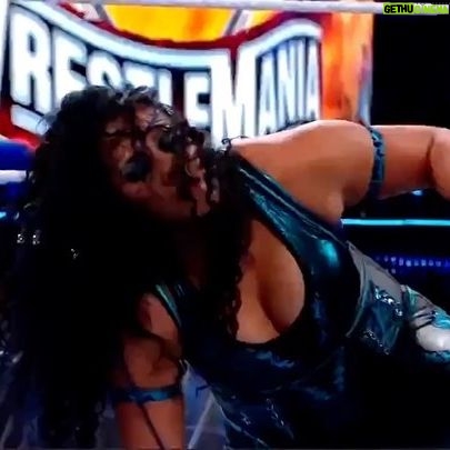 Tamina - 14.4K Likes - “I’m King Kong bitch”, famous words uttered by @niajaxwwe during our match at #WrestleMania Well you may be bigger and questionably stronger than me Sis, but I possess a resiliency the likes of which you’ve never seen before, the unmatched ferocity of a primordial beast, and last but not least, THE SAVAGERY OF A GOD........ZILLA. B🤬TCH 👊🏽👊🏽🔥👊🏽👊🏽
.
.
.
#Godzilla #Kong #GodzillaVsKong #WWESmackDown