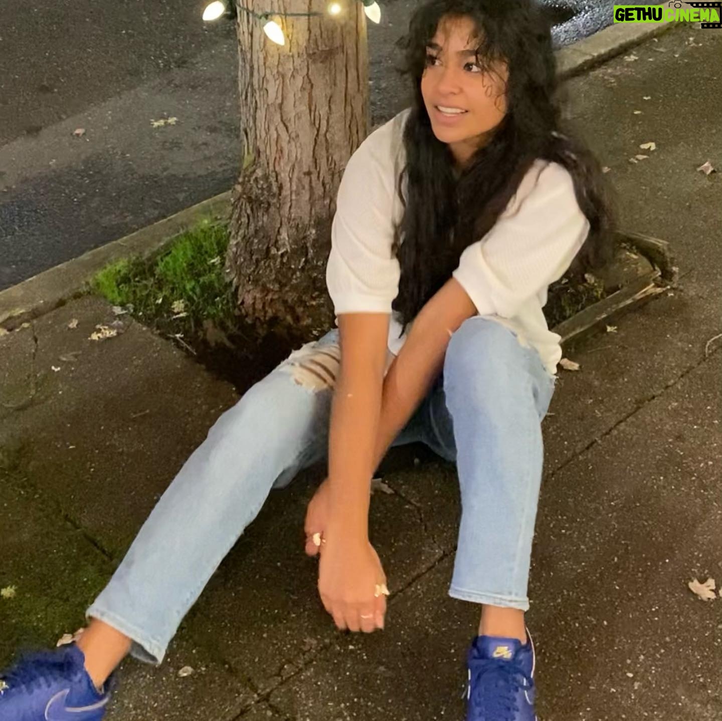 Tamina - 27.9K Likes - I can’t believe my last born girl is 17 yrs old😍😭🥰. Who would of thought my little Ratty LunkyLunk LEWA would grow to be such a fascinating, brilliant, stunning, extraordinary young woman now!! Im blessed to have such a great daughter like you @maleata_spola
Don’t ever forget who you are and the bloodline you carry. Make sure to always stand up for what’s right in this world and NEVER be afraid to speak your mind, even tho you don’t really have that problem😒🤣😉🤣 You know your Mother Mom L💖VES YOU so very much! Proud of you my daughter and I can’t wait to see what you do in the next steps of your life🤩✨💫 I can’t wait to get back and celebrate with you girls. Thank you for always being understanding when mama is on the road working😘😘😘 Happy 17th Birthday Baby🎁🎈🎉❤️
.
.
#Dec22 #MyTwin #LoveMyGirls #BallerBaby🏀 #17yrsold