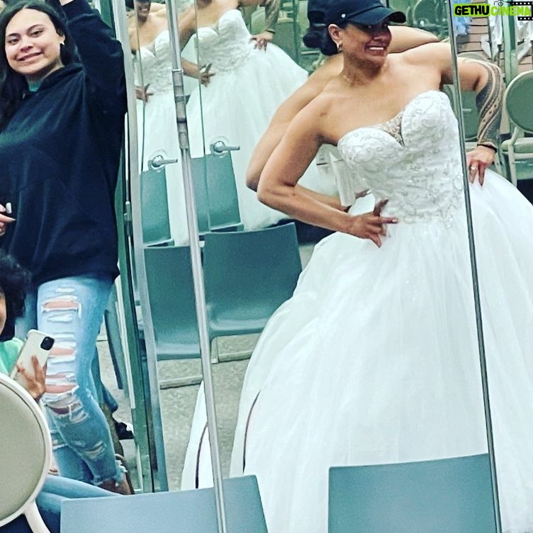 Tamina - 15.8K Likes - To the best helpers🙏🏽💋🤟🏽💕 @milaneta.sp and @maleata_spola Thank you for helping mama find the perfect dress for this commitment ceremony that went to crap😒…. It’s ok… WE GOOD… WE GOOD!!!!!! #LoveMyGirls 💕