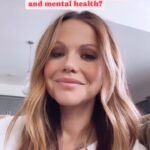 Tammin Sursok Instagram - Mental health issues and hormones are oftentimes a result of what we are putting into our bodies. I’ve struggles with mental health my whole life and most recently hormone issues. I find myself greatly suffering when I’m consuming high sugar/GI foods and packaged preservative laden snacks. I recently gave up sugar, except fruit. (I use erythritol free, monk fruit as a sweetener). It has dramatically changed my skin and mood and energy. I have to be careful about eliminating foods because 15 years ago I suffered an eating disorder but I also need to listen to my body and be in tune with what is hurting me. I believe going against diet culture and learning about foods that help or harm us can co-exist. So here I am. On my self healing journey and through trial and error, tuning in, and listening to what my body is needing. Regarding gluten, I’ve been gluten free for 25 years after learning I was gluten intolerant. There are SO many options now (yes that pizza was gluten free) and honestly it tasted better than a regular one. Gluten intolerance signs include abdominal pain, anemia, anxiety, boating or gas, brain fog, or trouble concentrating, depression, diarrhea or constipation, fatigue and bumps on the back of the arms. Thank you for letting me share my journey. I went from feeling really sick and awful daily to having energy, sleeping well, less anxiety and hormone balance. I want to share with you what I’ve learnt along the way. Oh and if you’re any a kick start give @sakaralife a try! They are my go to when I want a reset! Comment below if you have any questions! 👇🏻👇🏻👇🏻👇🏻 #glutenfree #sugarfree #wellness