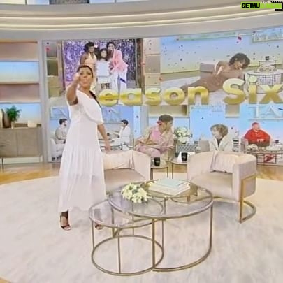 Tamron Hall Instagram - BIG NEWS! 🥳 It’s official! See you September 3rd for Season 6️⃣ of the @tamronhallshow ✨✨✨