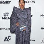 Tamron Hall Instagram - Congratulations @fernmallis! ♥️ I am honored to celebrate your legacy as creator of the iconic New York Fashion Week! I’m thrilled to have personally witnessed how you continue to ensure designers of all backgrounds have a seat at the table. Congratulations on being inducted into the @accessoriescouncil Hall of Fame. 💇🏾‍♀️ @johnnywright220 💄 @raul0tero 👗 Vintage @balenciaga @lilyetcie Earrings/handbag: @alexisbittar