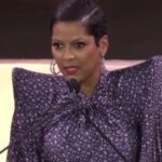 Tamron Hall Instagram - Congratulations @fernmallis! ♥️ I am honored to celebrate your legacy as creator of the iconic New York Fashion Week! I’m thrilled to have personally witnessed how you continue to ensure designers of all backgrounds have a seat at the table. Congratulations on being inducted into the @accessoriescouncil Hall of Fame. 💇🏾‍♀️ @johnnywright220 💄 @raul0tero 👗 Vintage @balenciaga @lilyetcie Earrings/handbag: @alexisbittar