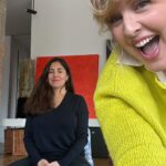 Tania Llasera Instagram - Lección en meditación y baile final, el día antes del #8M, con @lauraferrandiz09🧡 #mujeres #autocompasion #mindfulness #ESPONtania #44