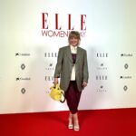 Tania Llasera Instagram - Hoy mismo he acudido a la #ELLEwomensDAY para celebrar a la mujer en una jornada de entrevistas, consejos y coloquios entre chicas. Gracias @elle_spain por organizar días tan completos como el de hoy. Look improvisado de hoy: pantalón y camisa de @chaucas_madrid y la americana de segunda mano de @humana_secondhand_es ah! Y el corset es de @victoriassecretspain